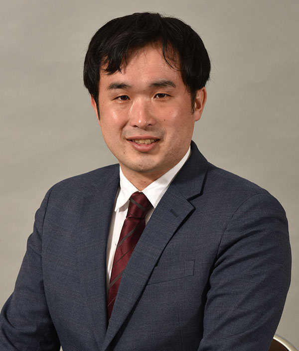 講師 井上 和真